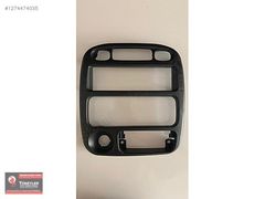 TÜNEYLER 'DEN HYUNDAİ ACCENT YUMURTA KASA TEYP ÇERÇEVESİ 95-2000