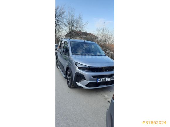 Sahibinden Peugeot Rifter 1.5 BlueHDI GT 2025 Model