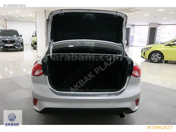 AKBAK PLAZA %0.79 KREDİ VE K.KRTNA 12 TAKSİT FOCUS TITANIUM STIL