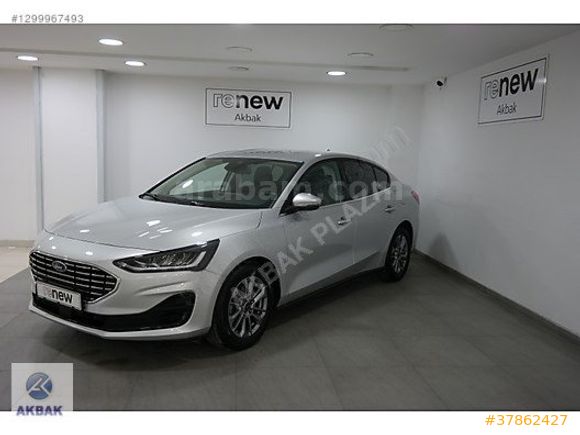 AKBAK PLAZA %0.79 KREDİ VE K.KRTNA 12 TAKSİT FOCUS TITANIUM STIL