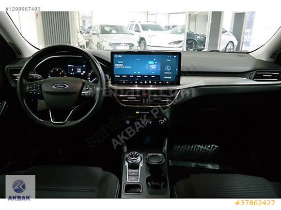 AKBAK PLAZA %0.79 KREDİ VE K.KRTNA 12 TAKSİT FOCUS TITANIUM STIL