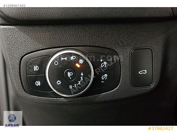 AKBAK PLAZA %0.79 KREDİ VE K.KRTNA 12 TAKSİT FOCUS TITANIUM STIL