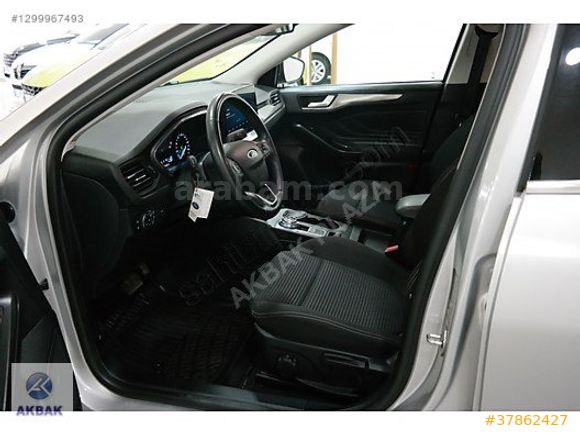 AKBAK PLAZA %0.79 KREDİ VE K.KRTNA 12 TAKSİT FOCUS TITANIUM STIL