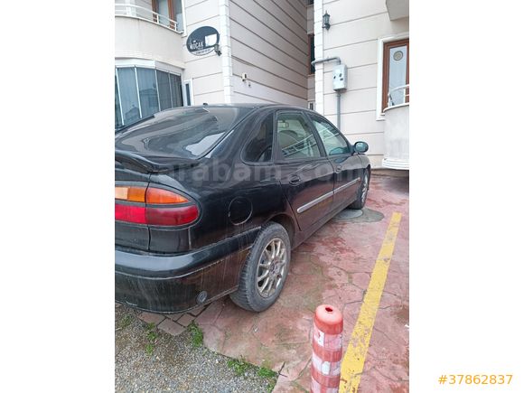 Sahibinden Renault Laguna 2.0 RXE 1998 Model