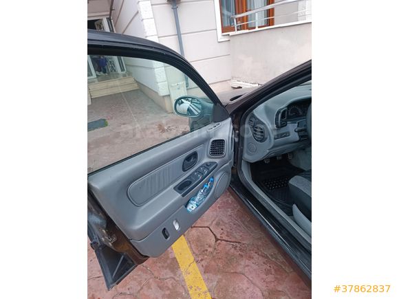 Sahibinden Renault Laguna 2.0 RXE 1998 Model