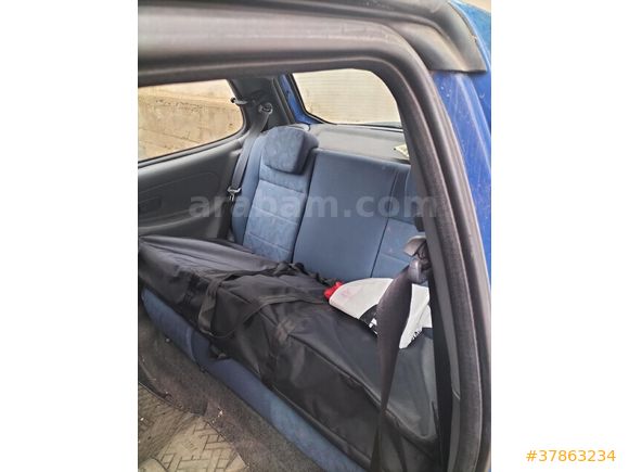 Öğretmen Sahibinden Fiat Palio 1.2 EL 2004 Model  52.500 km Mavi