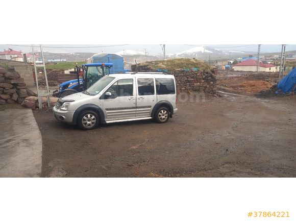 Sahibinden Ford Transit Connect K210 S Silver 2013 Model Kars 218000 km Gri (Gümüş)