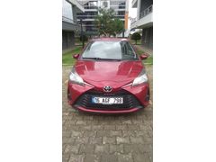 Sahibinden Toyota Yaris 1.5  2019 Model  49.832 km Kırmızı