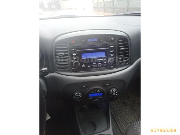 Sahibinden Hyundai Accent Era 1.4 Select 2010 Model