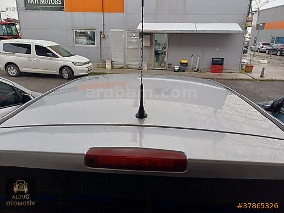 ALTUĞ OTOMOTİVDEN BAKIMLI TEMİZ ESSENTİA KONFOR 117.000KM.