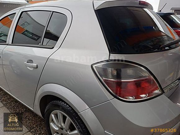 ALTUĞ OTOMOTİVDEN BAKIMLI TEMİZ ESSENTİA KONFOR 117.000KM.