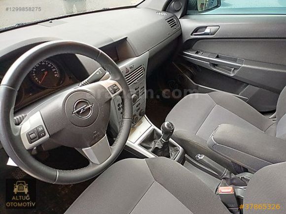 ALTUĞ OTOMOTİVDEN BAKIMLI TEMİZ ESSENTİA KONFOR 117.000KM.