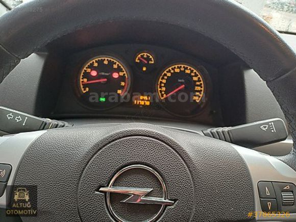 ALTUĞ OTOMOTİVDEN BAKIMLI TEMİZ ESSENTİA KONFOR 117.000KM.