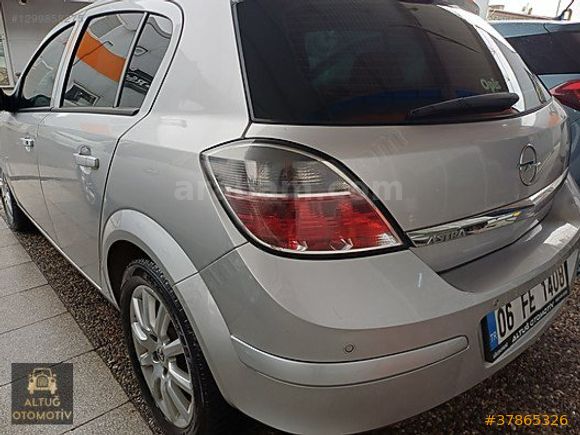 ALTUĞ OTOMOTİVDEN BAKIMLI TEMİZ ESSENTİA KONFOR 117.000KM.