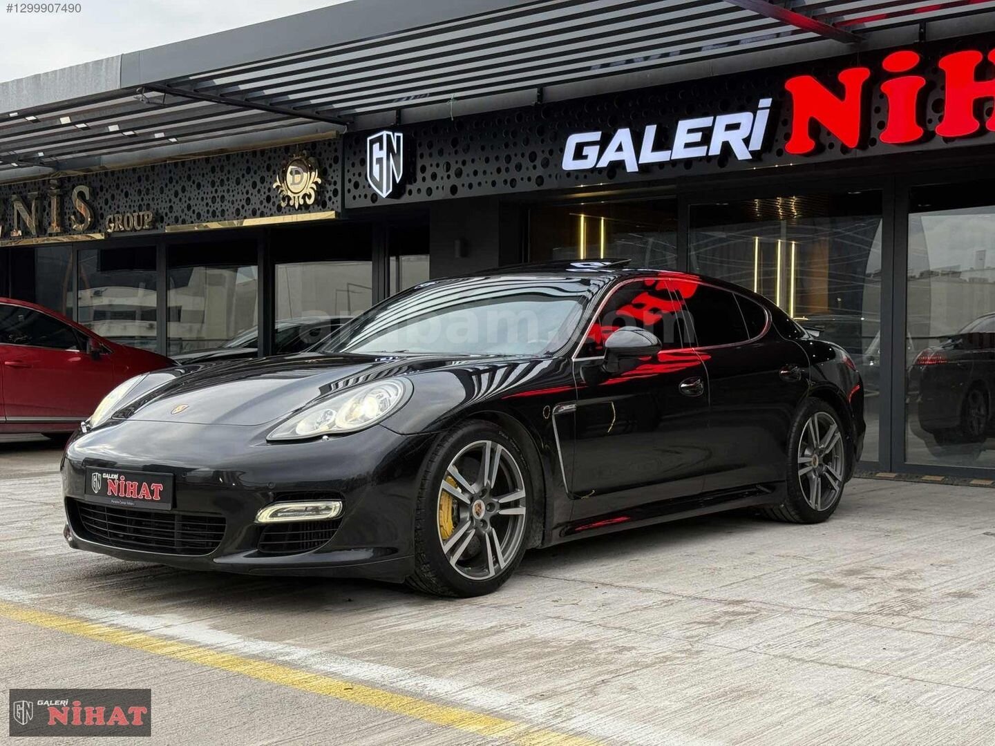 Galeriden Porsche Panamera Turbo S 2012 Model Ankara 145.000 km Siyah 1