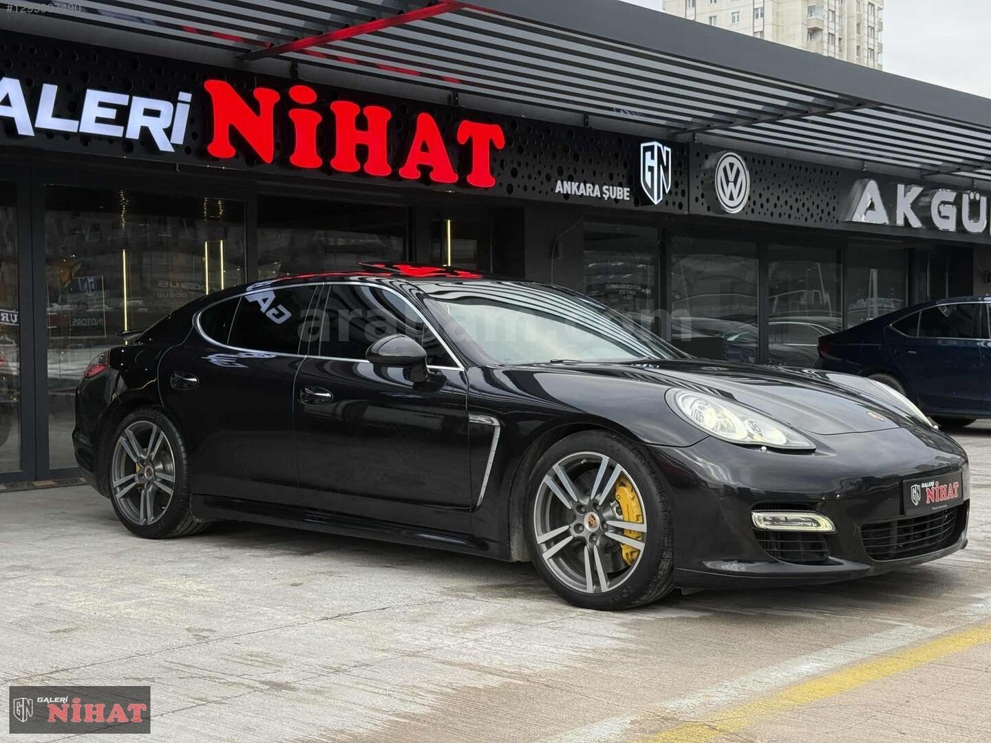 Galeriden Porsche Panamera Turbo S 2012 Model Ankara 145.000 km Siyah 4