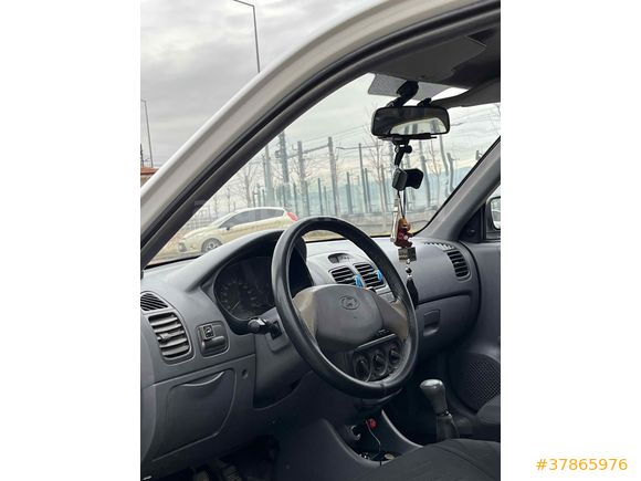 Sahibinden Hyundai Accent 1.3 LX 2000 Model 