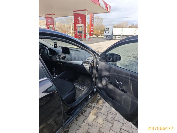 Sahibinden Renault Fluence 1.5 dCi Joy 2013 Model  297.000 km Siyah