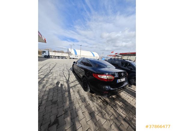 Sahibinden Renault Fluence 1.5 dCi Joy 2013 Model  297.000 km Siyah