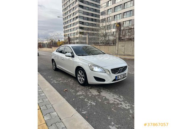 Sahibinden Volvo S60 2.0 D Advance 2011 Model 