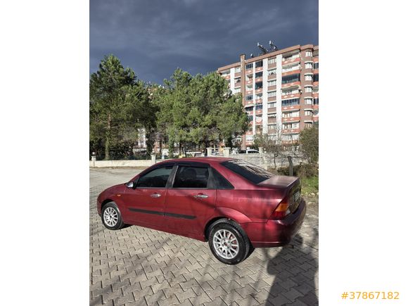 Sahibinden Ford Focus 1.6 Ambiente 2000 Model