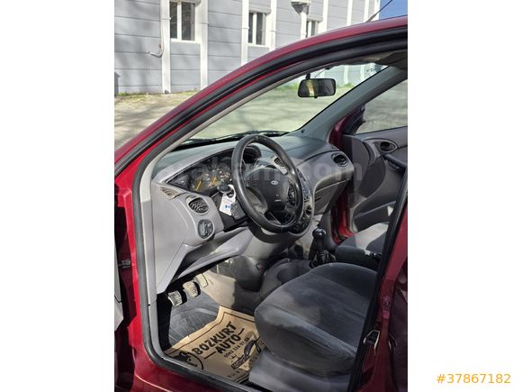 Sahibinden Ford Focus 1.6 Ambiente 2000 Model