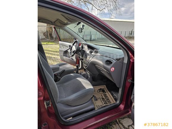 Sahibinden Ford Focus 1.6 Ambiente 2000 Model