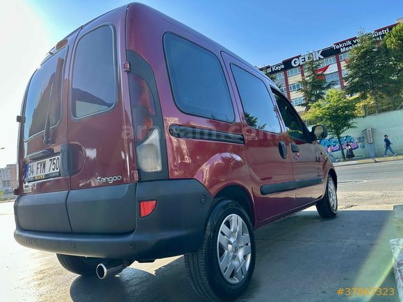 Sahibinden Renault Kangoo 1.9 D 2002 Model  hususi otomobil 