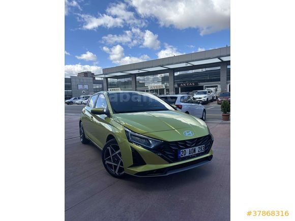 Sahibinden Hyundai i20 1.4 MPI Elite 2023 Model 