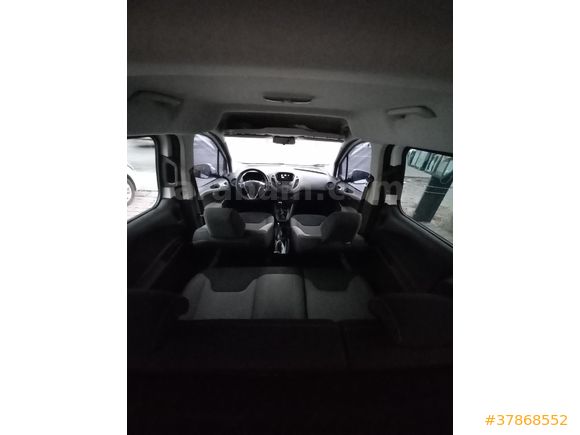 Galeriden Ford Tourneo Courier 1.5 TDCi Delux 2021 Model İstanbul