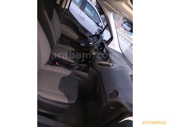 Galeriden Ford Tourneo Courier 1.5 TDCi Delux 2021 Model İstanbul