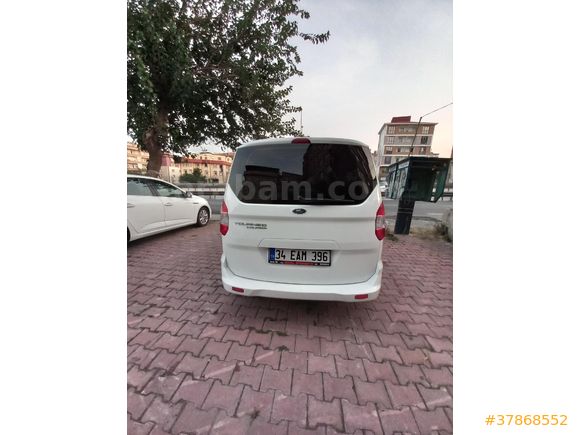 Galeriden Ford Tourneo Courier 1.5 TDCi Delux 2021 Model İstanbul