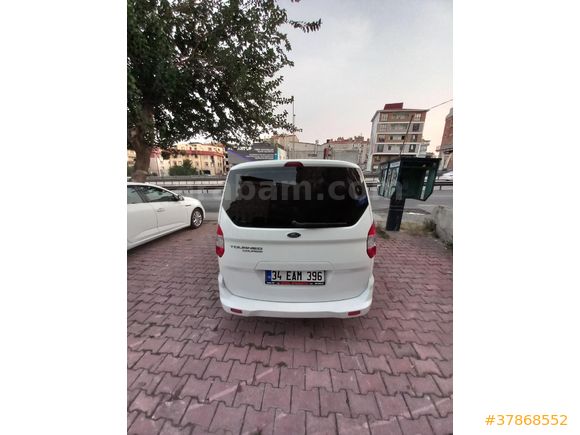 Galeriden Ford Tourneo Courier 1.5 TDCi Delux 2021 Model İstanbul