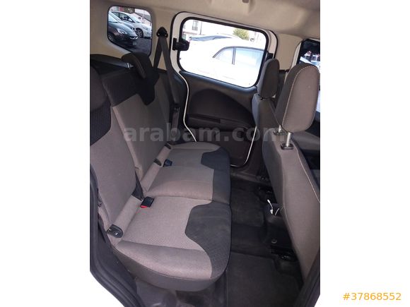 Galeriden Ford Tourneo Courier 1.5 TDCi Delux 2021 Model İstanbul
