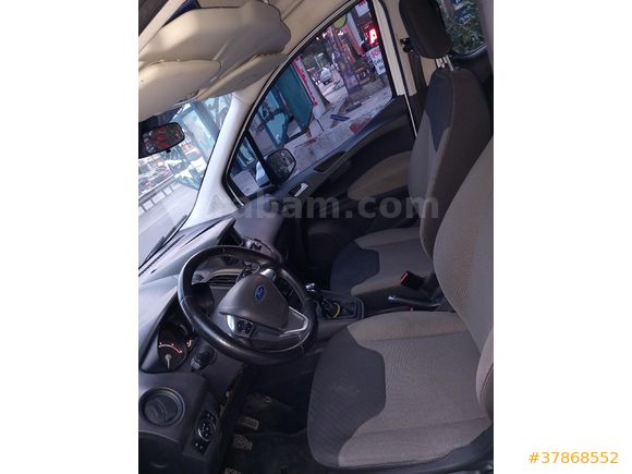 Galeriden Ford Tourneo Courier 1.5 TDCi Delux 2021 Model İstanbul