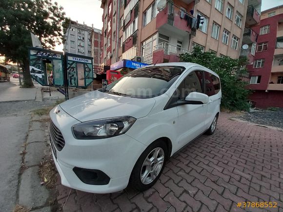 Galeriden Ford Tourneo Courier 1.5 TDCi Delux 2021 Model İstanbul