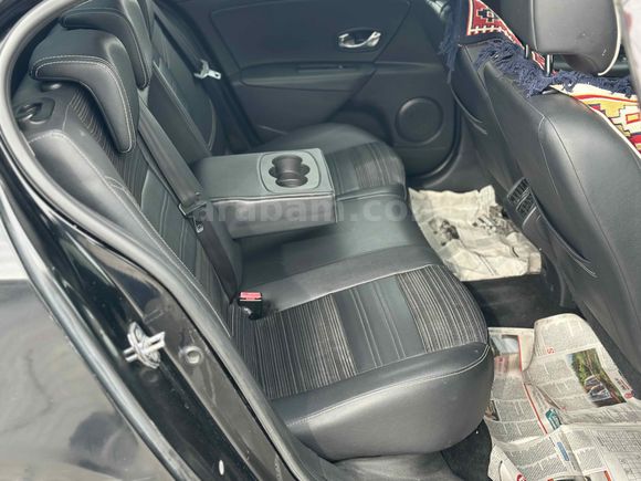 Galeriden Renault Fluence 1.5 dCi Icon 2015 Model Van