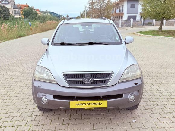 HATASIZ DEĞİŞENSİZ FULL BAKIMLI OTOMATİK KİA SORENTO2.5 CRDI EX