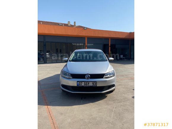 Sahibinden Volkswagen Jetta 1.6 TDi Trendline 2014 Model