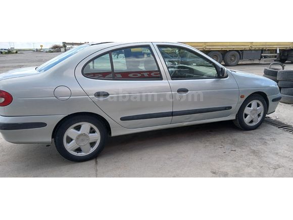 Sahibinden Renault Megane 1.6 RXT 2000 Model
