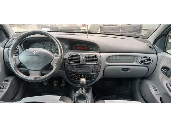 Sahibinden Renault Megane 1.6 RXT 2000 Model