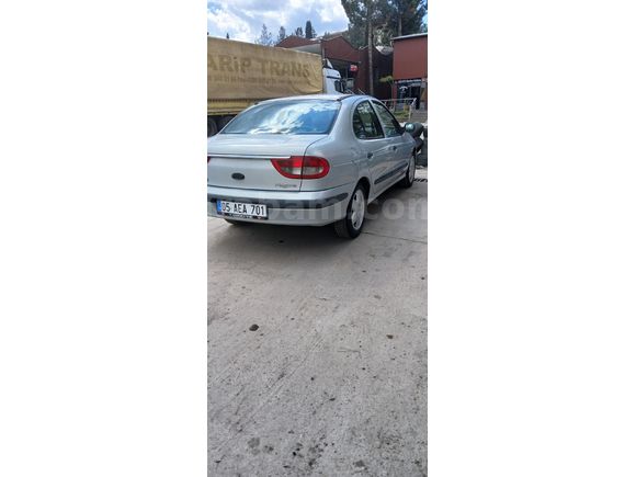 Sahibinden Renault Megane 1.6 RXT 2000 Model