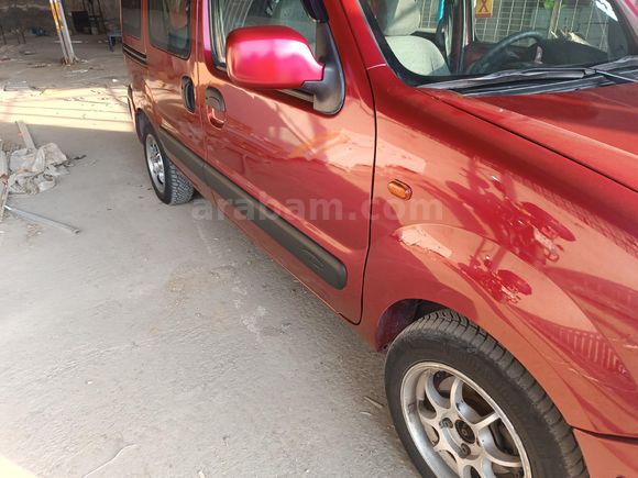 Sahibinden Renault Kangoo Multix 1.5 dCi Autentique 431.000 km Kırmızı
