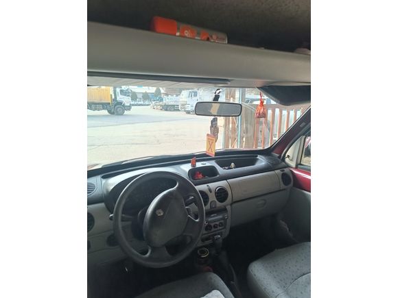 Sahibinden Renault Kangoo Multix 1.5 dCi Autentique 431.000 km Kırmızı