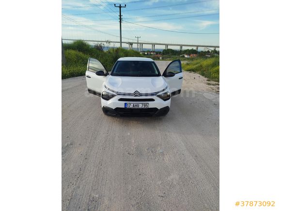 Sahibinden Citroen C4 1.2 PureTech Feel 2021 Model