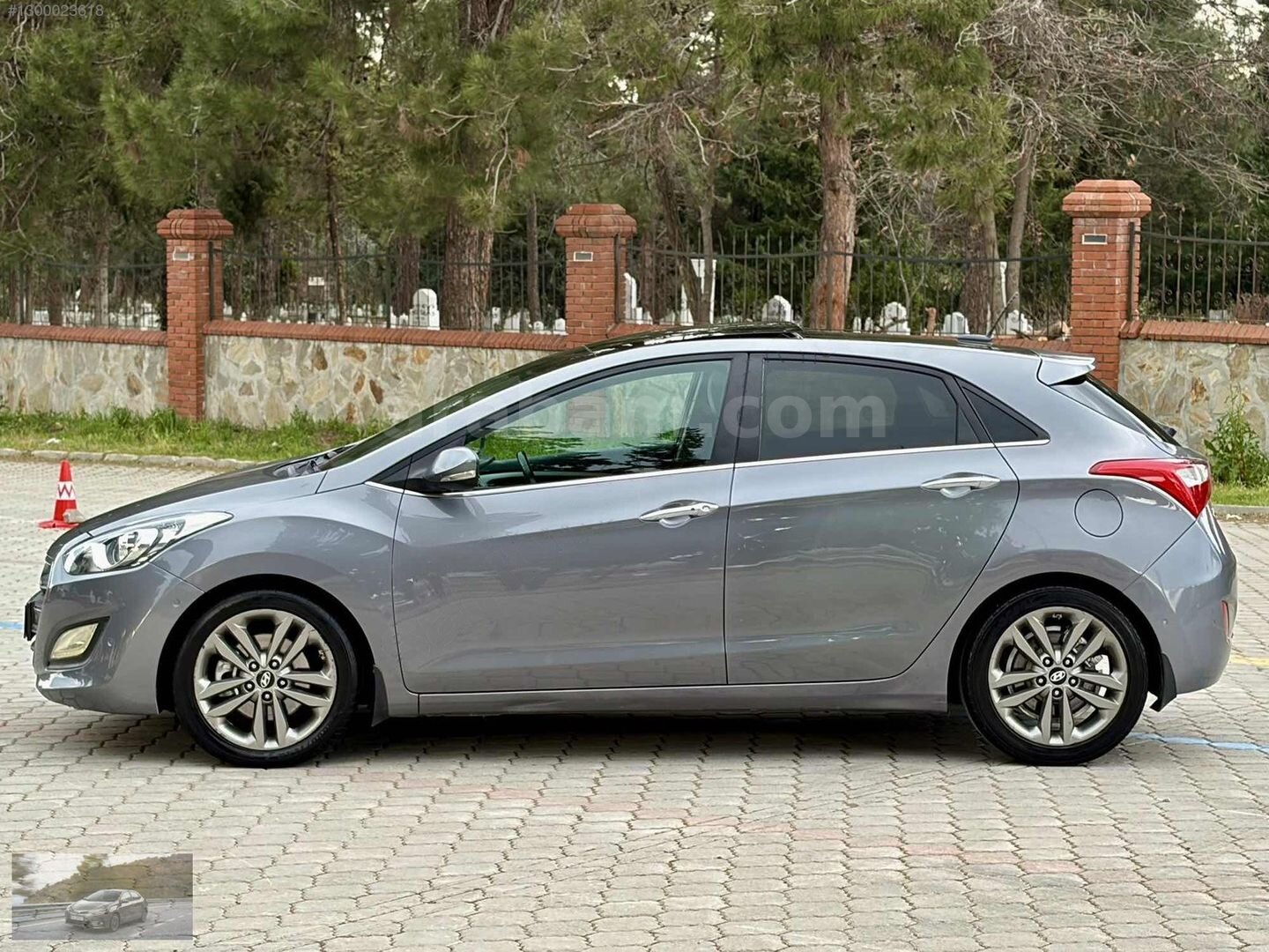 Galeriden Hyundai i30 1.6 CRDi Elite 2015 Model Samsun 136.000 km Gri 3