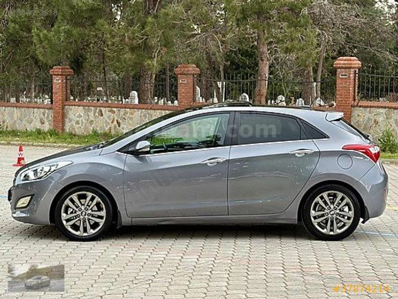 2015 MODEL HYUNDAİ İ30 DİZEL OTOMATİK(DCT) ELİTE DÜŞÜK KM