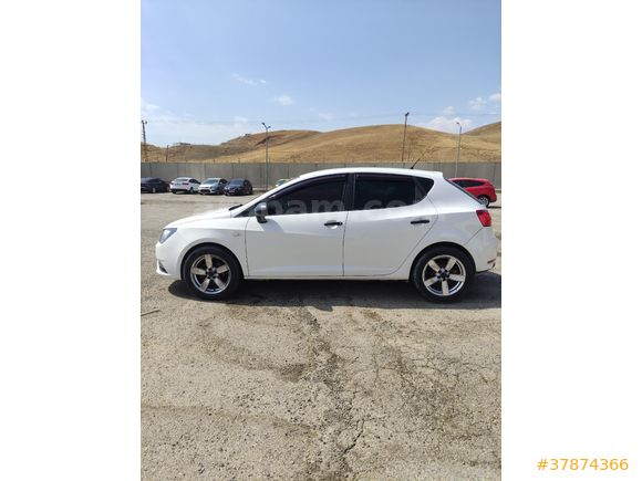 Sahibinden Seat Ibiza 1.4 Reference 2014 Model  146.000 km Beyaz