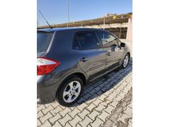 Sahibinden Toyota Auris 1.4 D-4D Comfort Plus 2012 Model  282.000 km Gri (Gümüş)