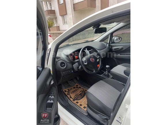 FF AUTO'DAN YARIM PARÇA BOYALI PUNTO
